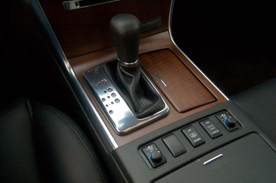  Infiniti M35 2009 года  (фото 24 из 42)